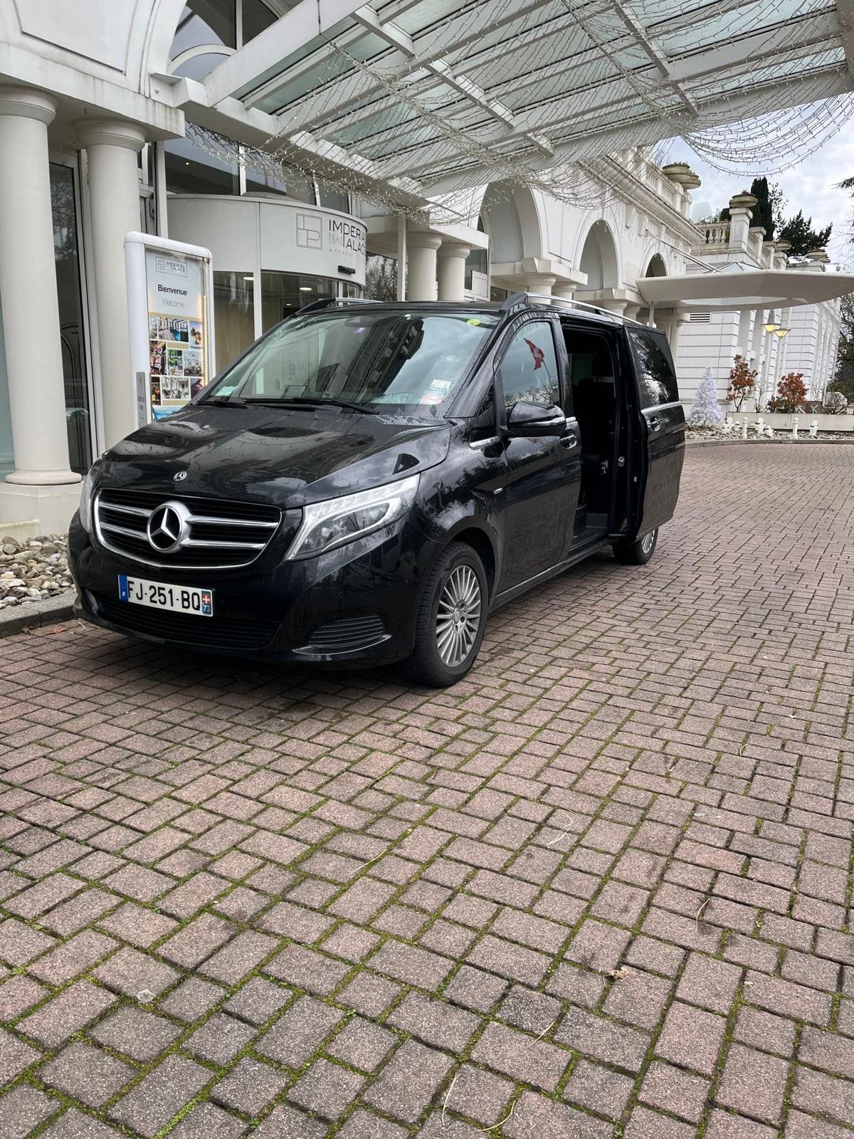 véhcule vtc hôtel pour professionnels et particulies annecy le vieux