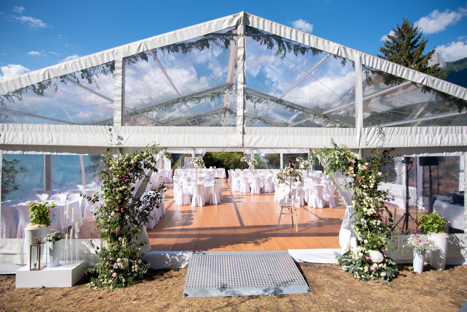 chapiteau tout équipé pour mariage allonzier la caille