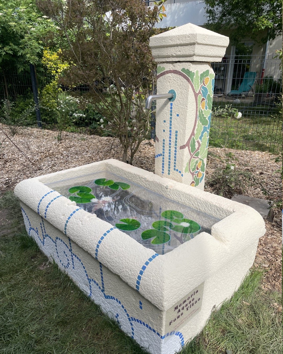décor pour fontaine pringy
